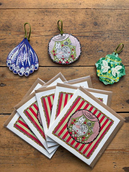 Pack x 5 - Illustrated Greetings Card (blank inside) with Kraft Brown Envelope (145mm x 145mm) - Xmas Purr-fection (Copy)