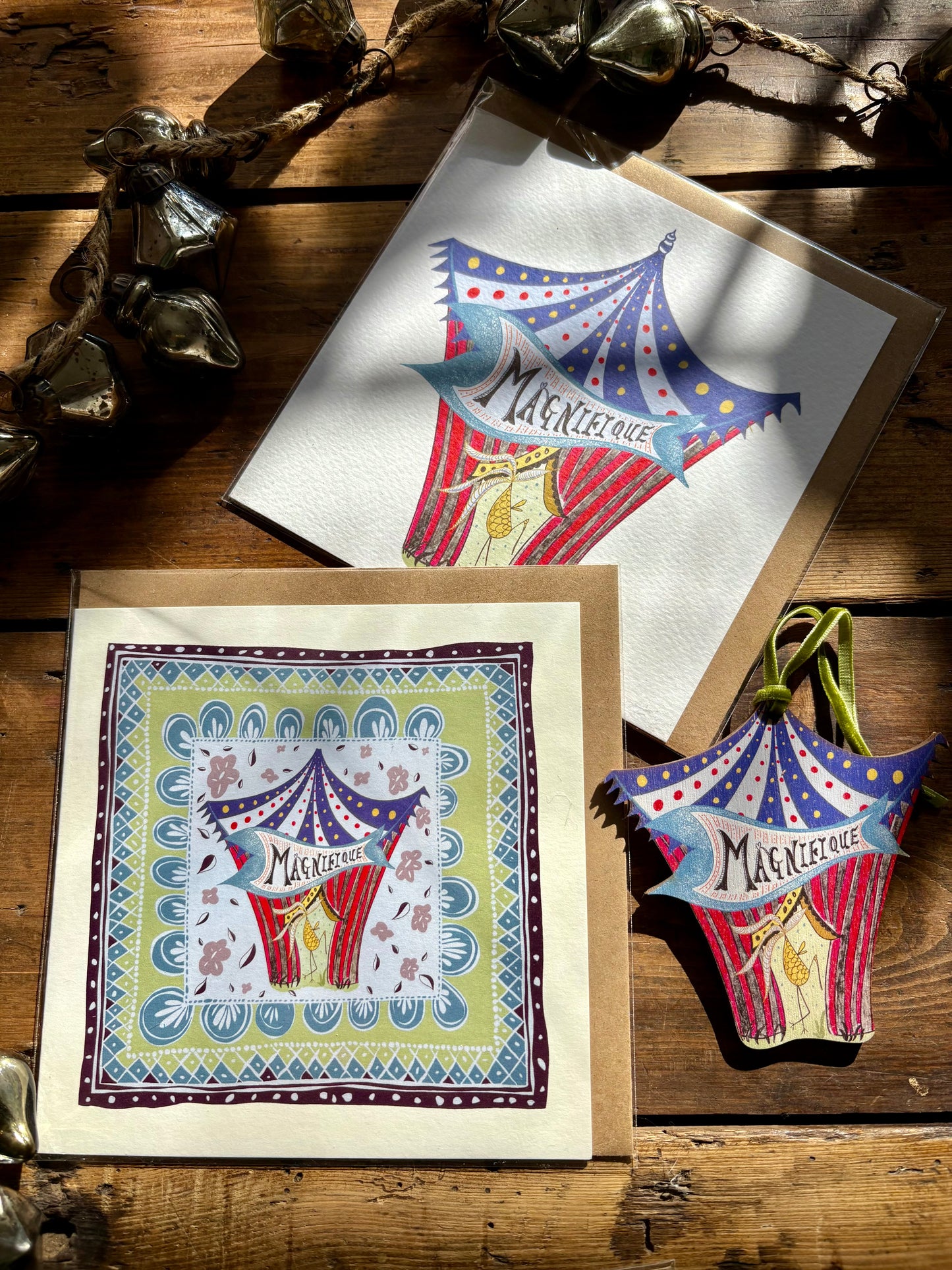 Illustrated Greetings Card (blank inside) with Kraft Brown Envelope (145mm x 145mm) - Magnifique!