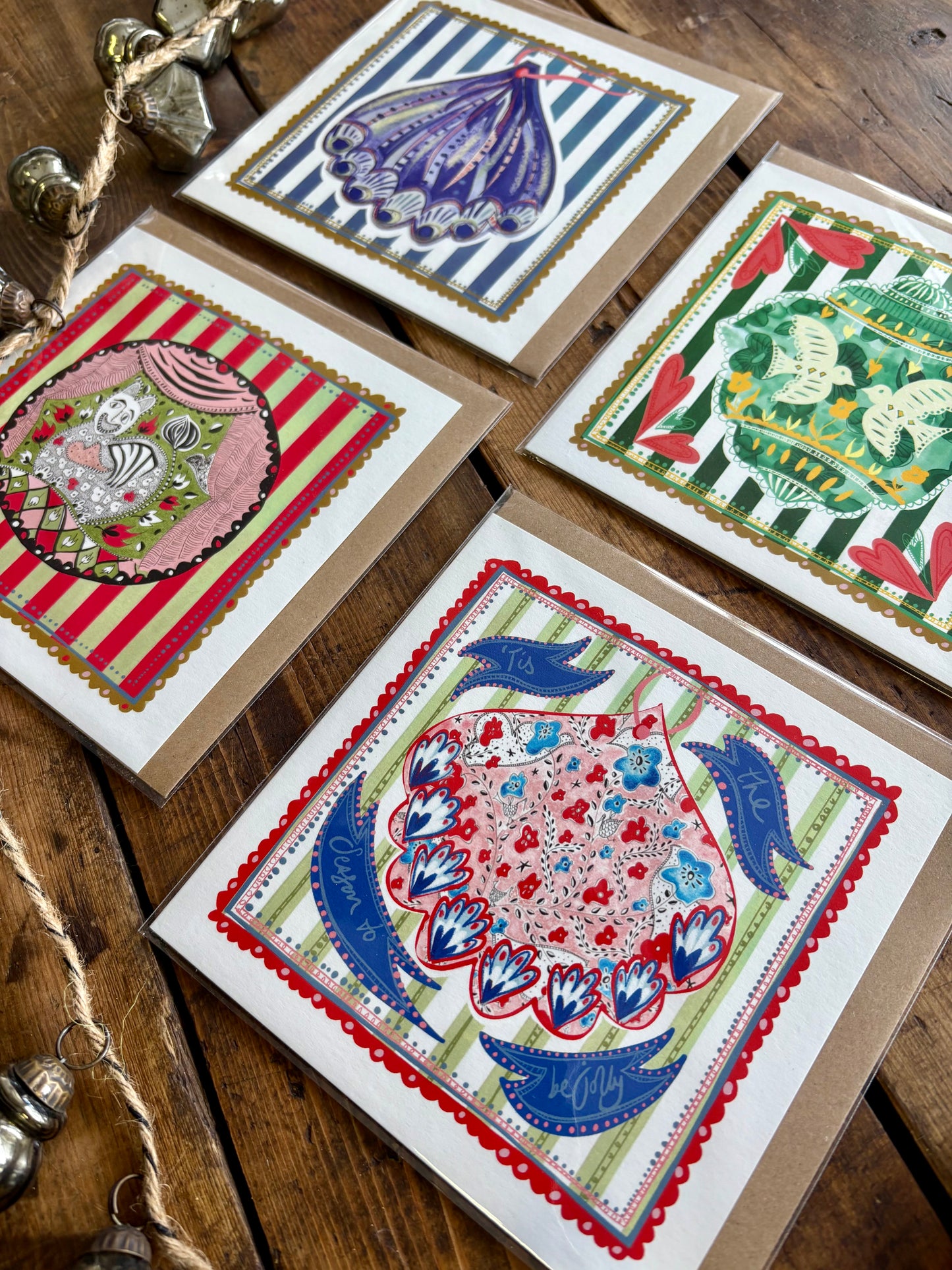 Pack of 5 - Illustrated Greetings Card (blank inside) with Kraft Brown Envelope (145mm x 145mm) - Red Baubles