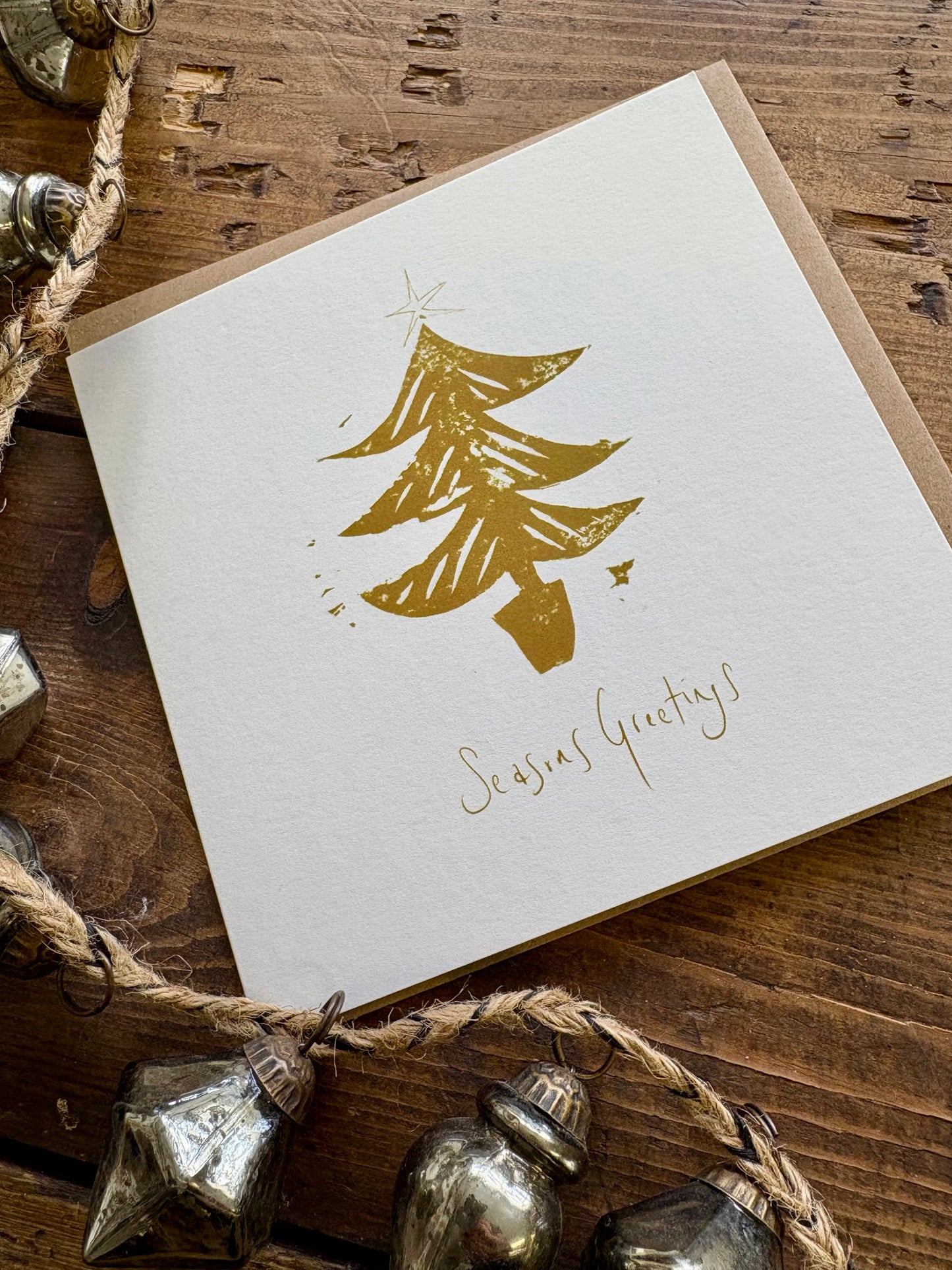 Illustrated Greetings Card (blank inside) with Kraft Brown Envelope (145mm x 145mm) - Seasons Greetings (gold)
