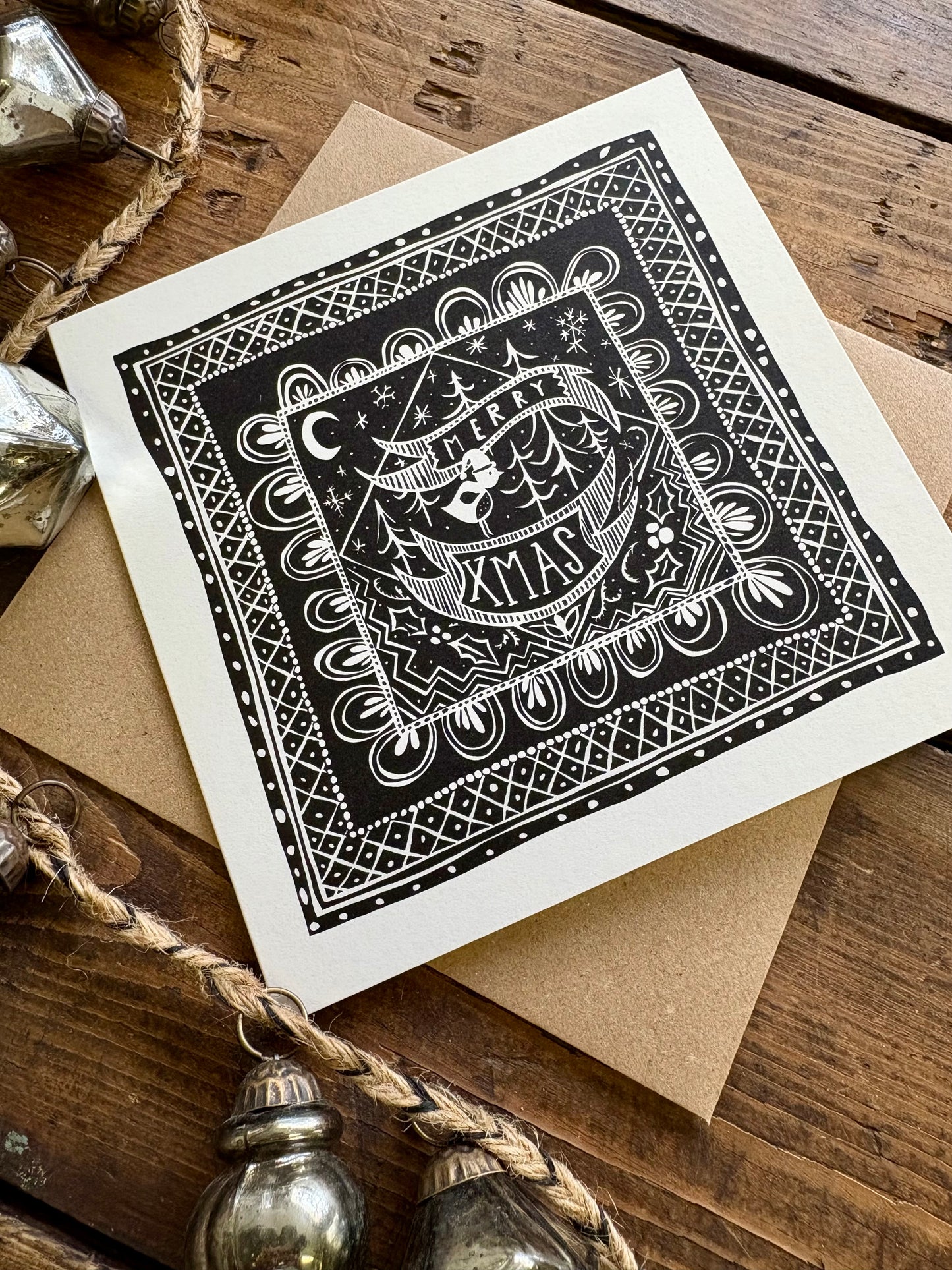 Pack of 5 - Illustrated Greetings Card (blank inside) with Kraft Brown Envelope (145mm x 145mm) - Merry Xmas (black)