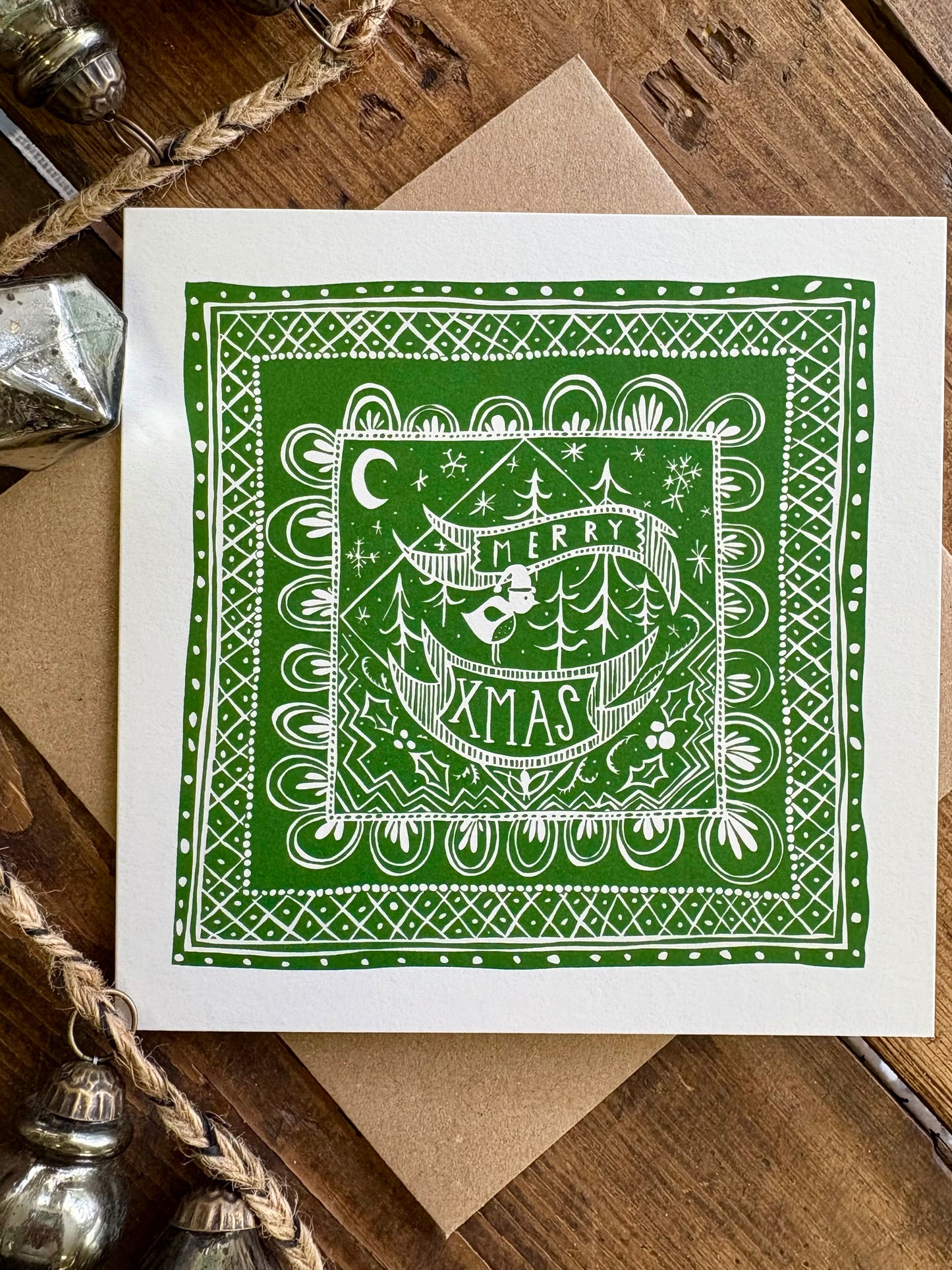 Pack of 5 - Illustrated Greetings Card (blank inside) with Kraft Brown Envelope (145mm x 145mm) - Merry Xmas (Green)