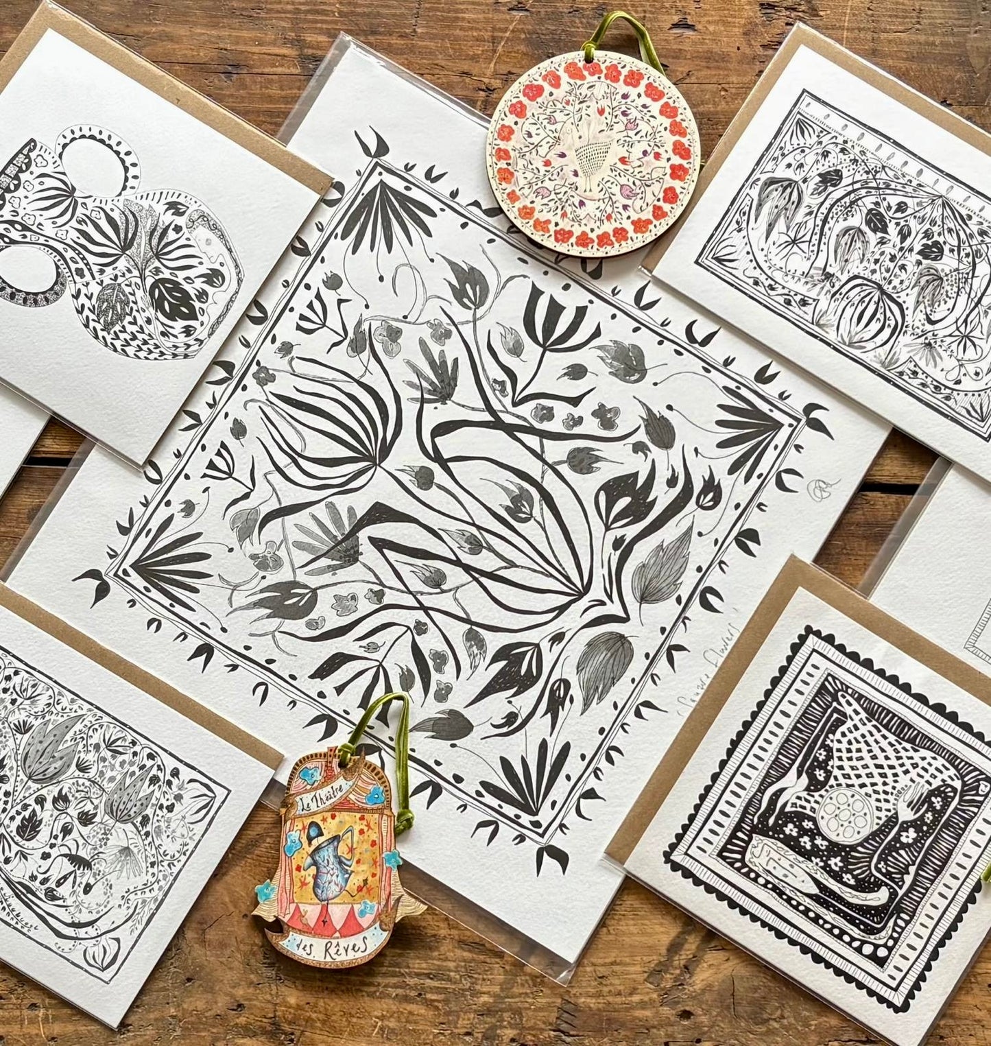 Illustrated Greetings Card (blank inside) with Kraft Brown Envelope (127mm x 177mm) - Falling Leaves No. 1