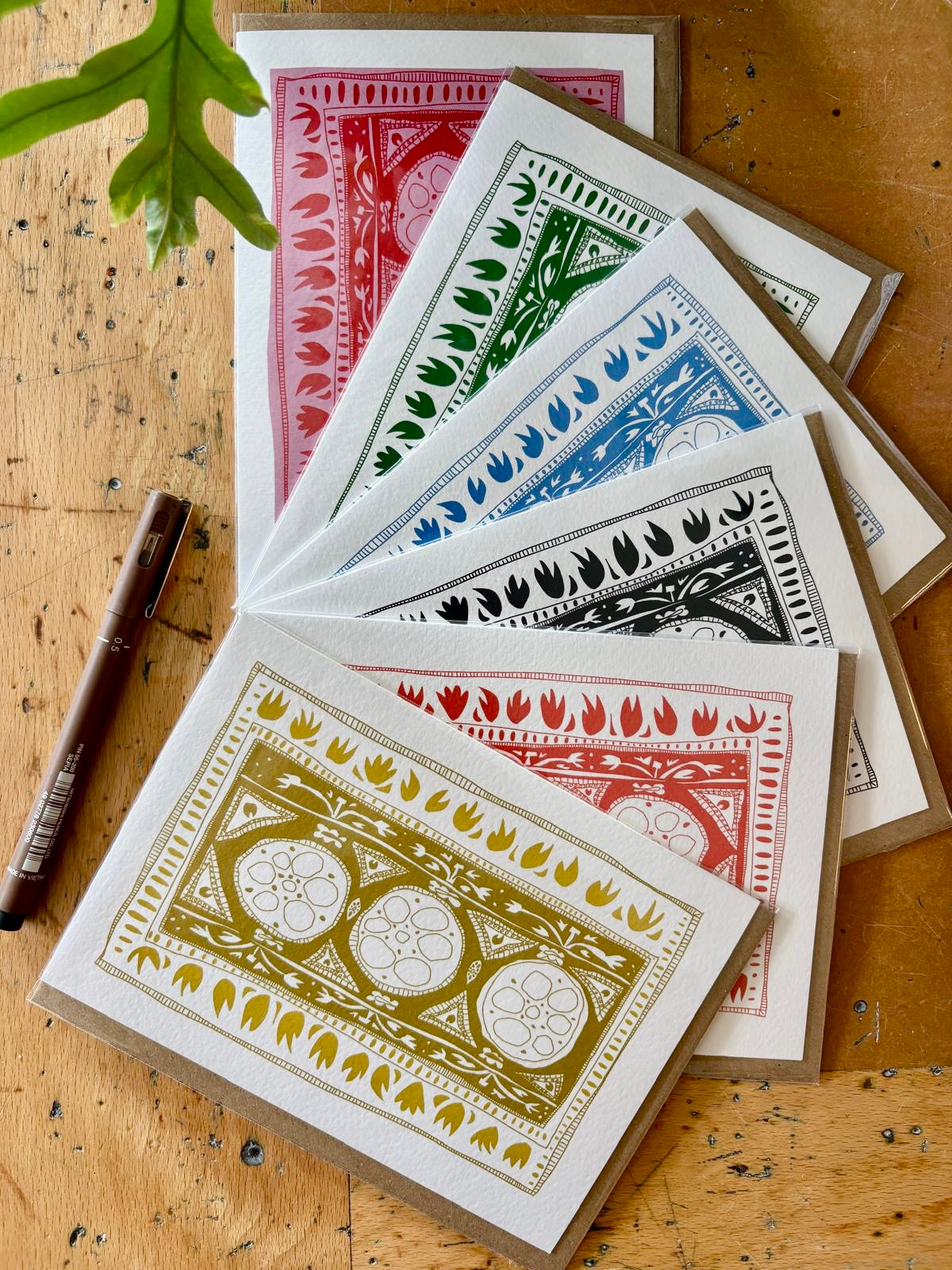 Illustrated Greetings Card (blank inside) with Kraft Brown Envelope (127mm x 177mm) - Extravagance